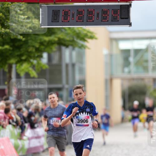 12.06.2026 - Holstenköstenlauf LAZAROV Photography http://msf.ph/oto/9740689 12.06.2026 17:53:32 Laufen 3445, 3906 meine-sportfotos.de