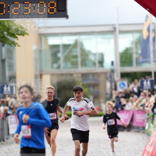 12.06.2026 - Holstenköstenlauf LAZAROV Photography http://msf.ph/oto/9740707 12.06.2026 17:53:06 Laufen 3923, 4042, 4060, 4786 meine-sportfotos.de