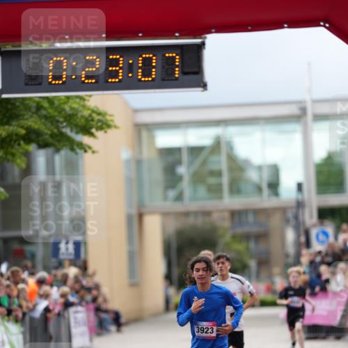 12.06.2026 - Holstenköstenlauf LAZAROV Photography http://msf.ph/oto/9740708 12.06.2026 17:53:05 Laufen 3923, 4042, 4060, 4786 meine-sportfotos.de