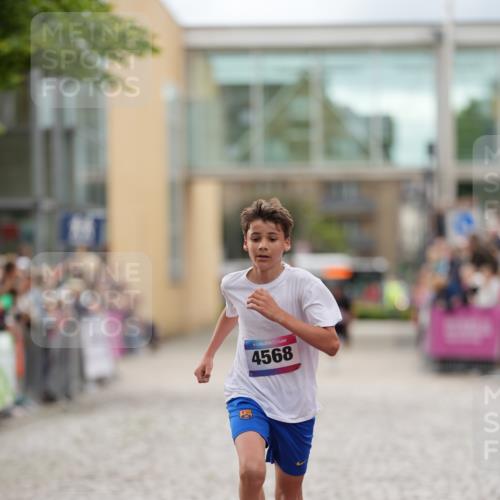 12.06.2026 - Holstenköstenlauf LAZAROV Photography http://msf.ph/oto/9740735 12.06.2026 17:52:05 Laufen 4463, 4568 meine-sportfotos.de