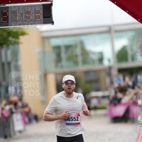 12.06.2026 - Holstenköstenlauf LAZAROV Photography http://msf.ph/oto/9740755 12.06.2026 17:51:31 Laufen 4552 meine-sportfotos.de