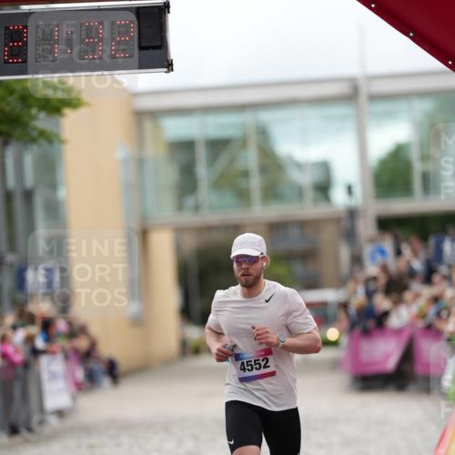 12.06.2026 - Holstenköstenlauf LAZAROV Photography http://msf.ph/oto/9740756 12.06.2026 17:51:30 Laufen 3953, 4552 meine-sportfotos.de