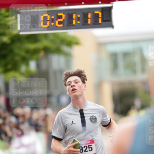 12.06.2026 - Holstenköstenlauf LAZAROV Photography http://msf.ph/oto/9740763 12.06.2026 17:51:15 Laufen 3925, 4662 meine-sportfotos.de