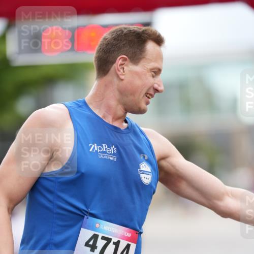 12.06.2026 - Holstenköstenlauf LAZAROV Photography http://msf.ph/oto/9740796 12.06.2026 17:49:42 Laufen 3291, 4733 meine-sportfotos.de