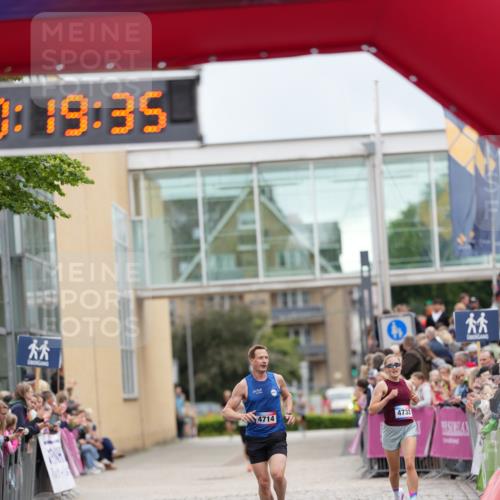 12.06.2026 - Holstenköstenlauf LAZAROV Photography http://msf.ph/oto/9740799 12.06.2026 17:49:33 Laufen 3928, 4519, 4733 meine-sportfotos.de