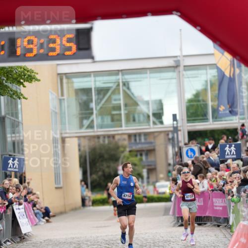 12.06.2026 - Holstenköstenlauf LAZAROV Photography http://msf.ph/oto/9740800 12.06.2026 17:49:33 Laufen 3928, 4519, 4733 meine-sportfotos.de