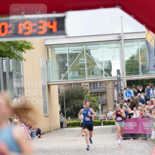 12.06.2026 - Holstenköstenlauf LAZAROV Photography http://msf.ph/oto/9740802 12.06.2026 17:49:32 Laufen 3928, 4519 meine-sportfotos.de