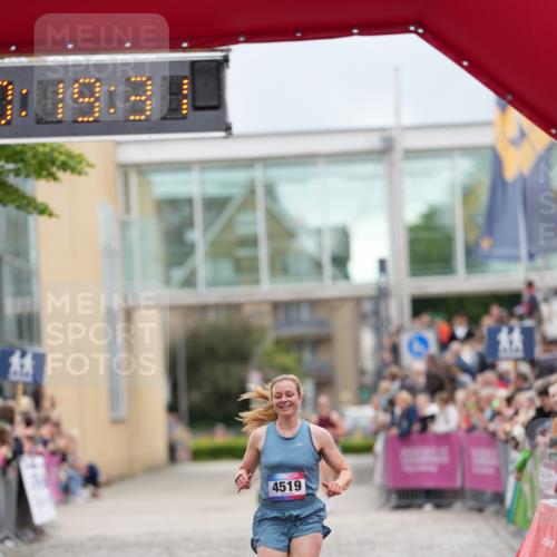 12.06.2026 - Holstenköstenlauf LAZAROV Photography http://msf.ph/oto/9740806 12.06.2026 17:49:29 Laufen 3928, 4519, 4811 meine-sportfotos.de