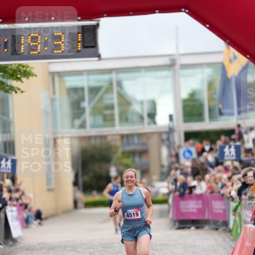 12.06.2026 - Holstenköstenlauf LAZAROV Photography http://msf.ph/oto/9740807 12.06.2026 17:49:29 Laufen 3928, 4519, 4811 meine-sportfotos.de