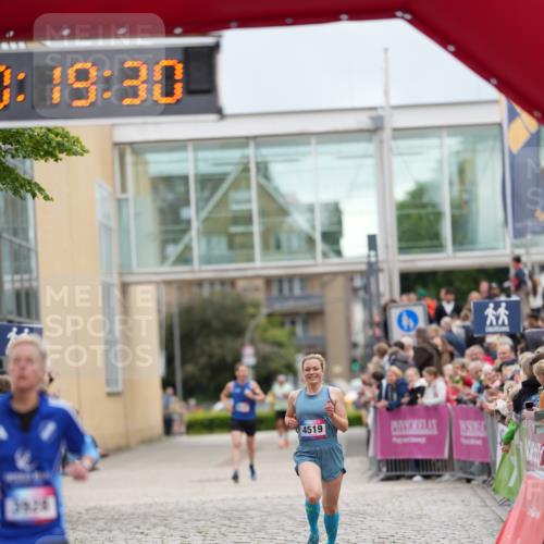 12.06.2026 - Holstenköstenlauf LAZAROV Photography http://msf.ph/oto/9740809 12.06.2026 17:49:28 Laufen 3928, 4519, 4811 meine-sportfotos.de