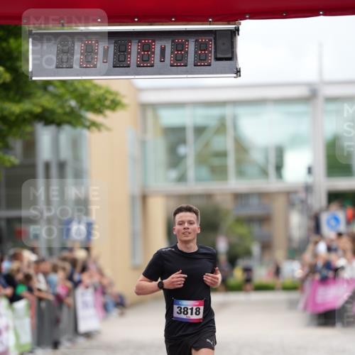 12.06.2026 - Holstenköstenlauf LAZAROV Photography http://msf.ph/oto/9740858 12.06.2026 17:48:21 Laufen 3818 meine-sportfotos.de