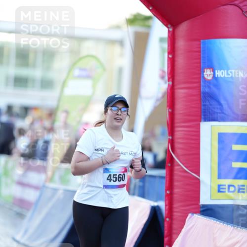 12.06.2026 - Holstenköstenlauf LAZAROV Photography http://msf.ph/oto/9740898 12.06.2026 20:32:23 Laufen 4560, 4560 meine-sportfotos.de
