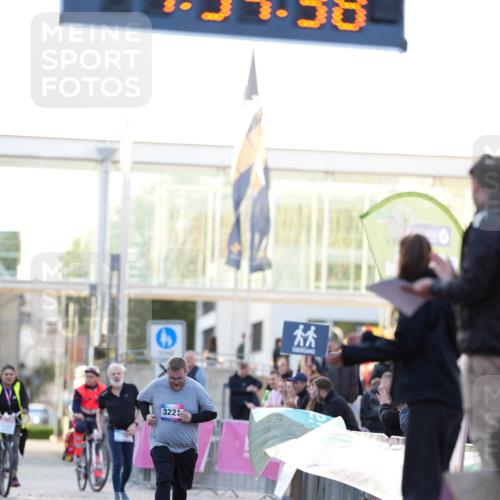 12.06.2026 - Holstenköstenlauf LAZAROV Photography http://msf.ph/oto/9740904 12.06.2026 20:34:37 Laufen 322, 31 meine-sportfotos.de