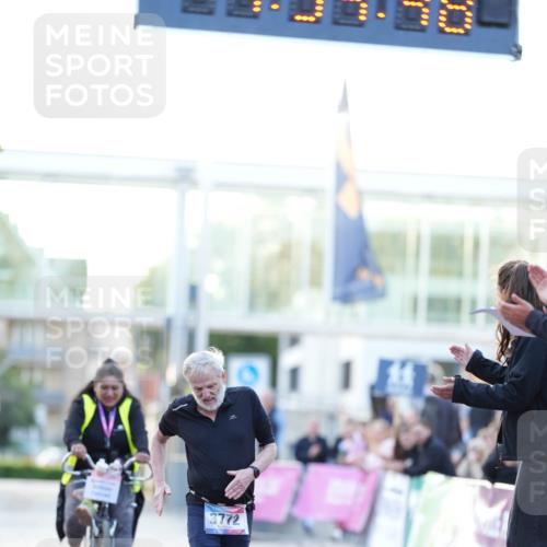 12.06.2026 - Holstenköstenlauf LAZAROV Photography http://msf.ph/oto/9740923 12.06.2026 20:34:46 Laufen 3772, 31, 3221, 3772 meine-sportfotos.de