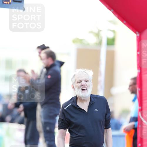 12.06.2026 - Holstenköstenlauf LAZAROV Photography http://msf.ph/oto/9740931 12.06.2026 20:34:51 Laufen 3772, 3221, 3772 meine-sportfotos.de