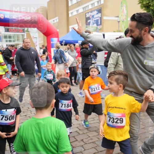 12.06.2026 - Holstenköstenlauf LAZAROV Photography http://msf.ph/oto/9740933 12.06.2026 15:02:56 Laufen 0, 02, 56, 36, 7506, 709, 7083, 7184, 7212, 7329, 708 meine-sportfotos.de