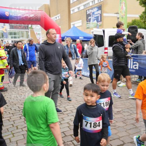 12.06.2026 - Holstenköstenlauf LAZAROV Photography http://msf.ph/oto/9740934 12.06.2026 15:02:57 Laufen 10, 02, 70, 7177, 2, 7480, 7184, 186, 721 meine-sportfotos.de