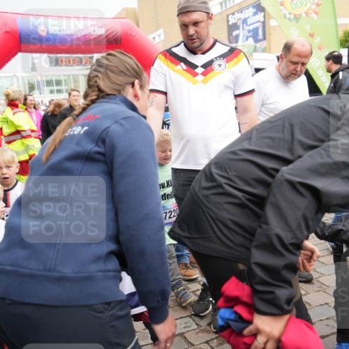 12.06.2026 - Holstenköstenlauf LAZAROV Photography http://msf.ph/oto/9740947 12.06.2026 15:03:19 Laufen 0, 03, 19, 7220, 2 meine-sportfotos.de