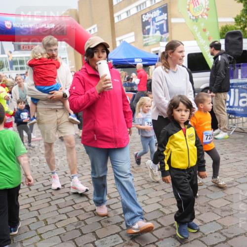 12.06.2026 - Holstenköstenlauf LAZAROV Photography http://msf.ph/oto/9740955 12.06.2026 15:03:34 Laufen 252, 753, 0, 0, 75, 600, 72, 2 meine-sportfotos.de