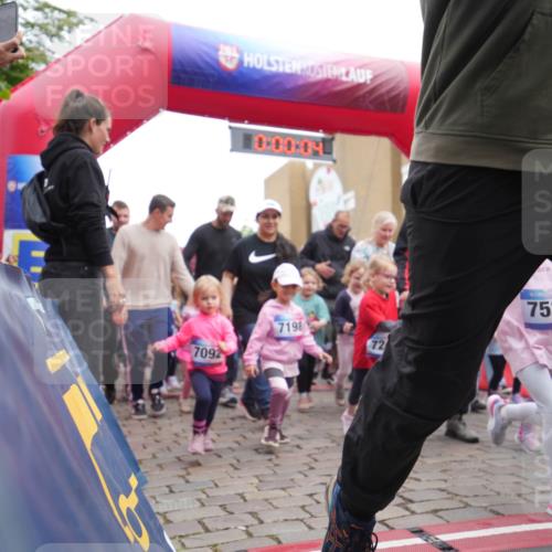 12.06.2026 - Holstenköstenlauf LAZAROV Photography http://msf.ph/oto/9741003 12.06.2026 15:10:35 Laufen 7523, 7198, 72, 7092 meine-sportfotos.de