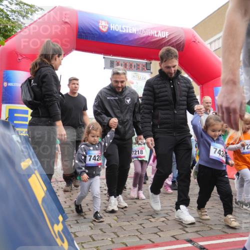 12.06.2026 - Holstenköstenlauf LAZAROV Photography http://msf.ph/oto/9741024 12.06.2026 15:11:06 Laufen 7428, 7218, 743, 222 meine-sportfotos.de