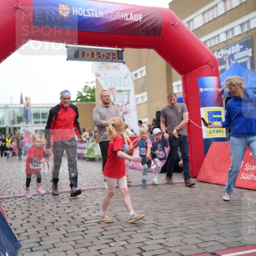 12.06.2026 - Holstenköstenlauf LAZAROV Photography http://msf.ph/oto/9741171 12.06.2026 15:13:24 Laufen 7240, 20, 01, 72, 7072, 7338 meine-sportfotos.de