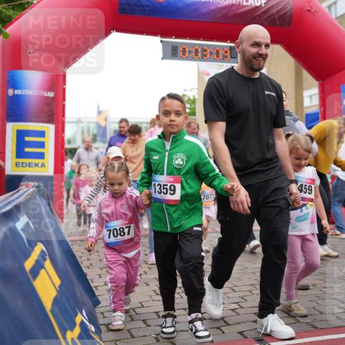 12.06.2026 - Holstenköstenlauf LAZAROV Photography http://msf.ph/oto/9741179 12.06.2026 15:13:40 Laufen 0, 03, 08, 7087, 1359, 707, 459, 743, 74 meine-sportfotos.de