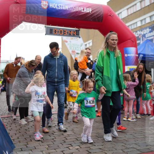 12.06.2026 - Holstenköstenlauf LAZAROV Photography http://msf.ph/oto/9741201 12.06.2026 15:14:15 Laufen 0, 03, 49, 7470, 327, 7439, 25 meine-sportfotos.de