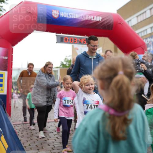 12.06.2026 - Holstenköstenlauf LAZAROV Photography http://msf.ph/oto/9741202 12.06.2026 15:14:16 Laufen 03, 45, 771, 7054, 7470, 7439 meine-sportfotos.de