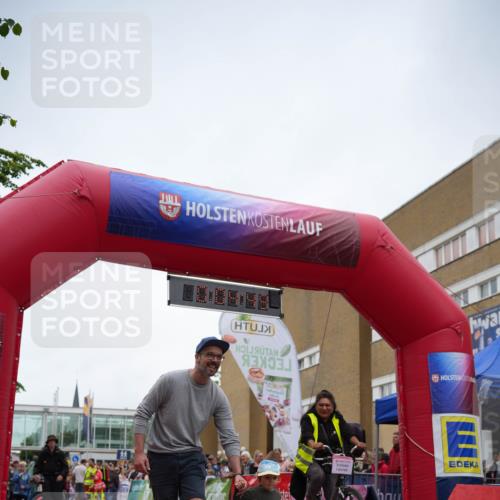 12.06.2026 - Holstenköstenlauf LAZAROV Photography http://msf.ph/oto/9741224 12.06.2026 15:15:20 Laufen 7041 meine-sportfotos.de