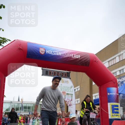 12.06.2026 - Holstenköstenlauf LAZAROV Photography http://msf.ph/oto/9741225 12.06.2026 15:15:21 Laufen 7041 meine-sportfotos.de