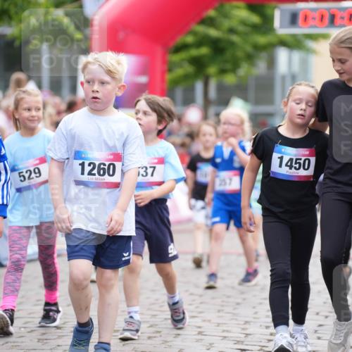 12.06.2026 - Holstenköstenlauf LAZAROV Photography http://msf.ph/oto/9741306 12.06.2026 15:37:07 Laufen 111, 529, 36, 1260, 137, 1, 11, 15, 257, 1450, 81, 91, 187, 365, 530, 535, 762 meine-sportfotos.de