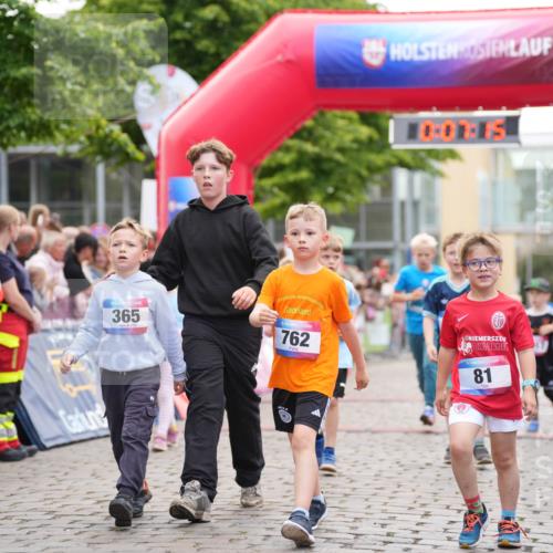 12.06.2026 - Holstenköstenlauf LAZAROV Photography http://msf.ph/oto/9741320 12.06.2026 15:37:18 Laufen 17, 365, 762, 81, 29, 56, 151, 353, 396, 526, 768, 1371, 1372, 1417, 1438 meine-sportfotos.de