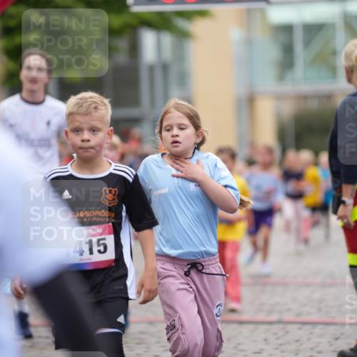 12.06.2026 - Holstenköstenlauf LAZAROV Photography http://msf.ph/oto/9741340 12.06.2026 15:37:37 Laufen 6, 415, 31, 65, 144, 363, 410, 411, 413, 525, 764, 776, 788, 1266, 1376, 1500, 1557 meine-sportfotos.de