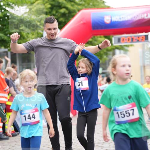 12.06.2026 - Holstenköstenlauf LAZAROV Photography http://msf.ph/oto/9741355 12.06.2026 15:37:51 Laufen 144, 31, 1557, 45, 107, 129, 398, 402, 531, 539, 1140, 1144, 1419 meine-sportfotos.de