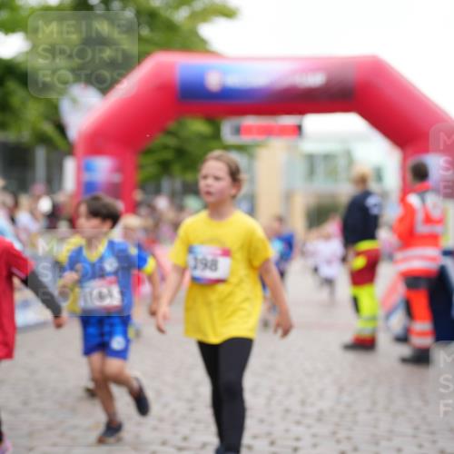 12.06.2026 - Holstenköstenlauf LAZAROV Photography http://msf.ph/oto/9741359 12.06.2026 15:37:59 Laufen 198, 129, 45, 89, 107, 1367, 1419, 1498, 1507 meine-sportfotos.de