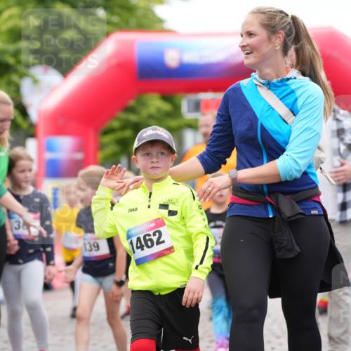 12.06.2026 - Holstenköstenlauf LAZAROV Photography http://msf.ph/oto/9741402 12.06.2026 15:38:38 Laufen 36, 139, 1462, 152, 366, 397, 760, 763, 778, 1138, 1259, 1508 meine-sportfotos.de