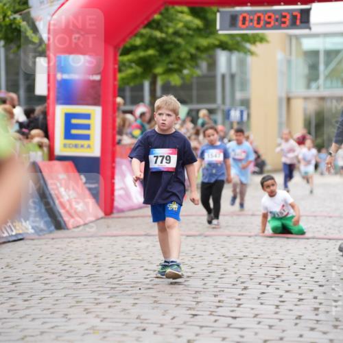 12.06.2026 - Holstenköstenlauf LAZAROV Photography http://msf.ph/oto/9741454 12.06.2026 15:39:39 Laufen 779, 1547, 0, 09, 37, 541, 774, 1365, 1375, 1547 meine-sportfotos.de