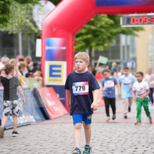 12.06.2026 - Holstenköstenlauf LAZAROV Photography http://msf.ph/oto/9741456 12.06.2026 15:39:40 Laufen 7, 779, 0, 09, 38, 541, 774, 1365, 1375 meine-sportfotos.de