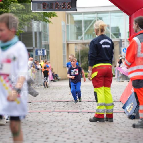 12.06.2026 - Holstenköstenlauf LAZAROV Photography http://msf.ph/oto/9741494 12.06.2026 15:40:09 Laufen 1488, 782, 782, 786 meine-sportfotos.de