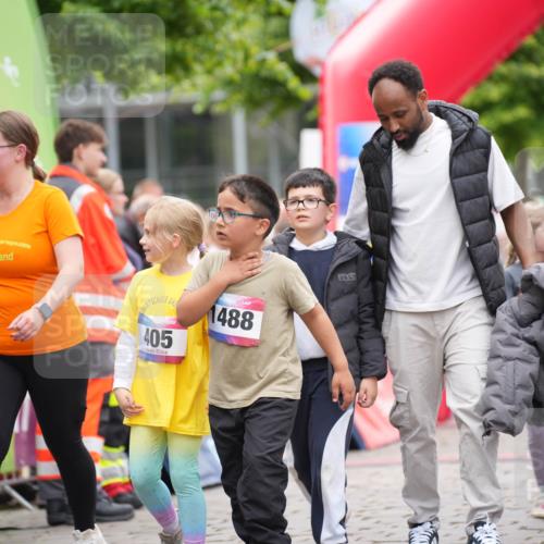 12.06.2026 - Holstenköstenlauf LAZAROV Photography http://msf.ph/oto/9741498 12.06.2026 15:40:12 Laufen 405, 1488, 786 meine-sportfotos.de