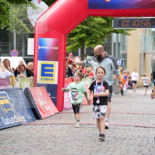 12.06.2026 - Holstenköstenlauf LAZAROV Photography http://msf.ph/oto/9741519 12.06.2026 15:40:59 Laufen 767, 010 meine-sportfotos.de