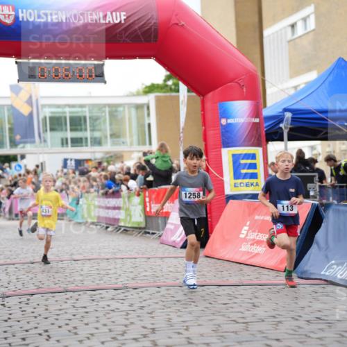 12.06.2026 - Holstenköstenlauf LAZAROV Photography http://msf.ph/oto/9741610 12.06.2026 16:06:02 Laufen 431, 1258, 5, 113, 302, 113, 431, 437, 802, 807, 1230, 1258 meine-sportfotos.de