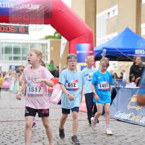 12.06.2026 - Holstenköstenlauf LAZAROV Photography http://msf.ph/oto/9741640 12.06.2026 16:06:20 Laufen 0, 06, 18, 1517, 612, 60, 1451, 155, 190, 429, 574, 808, 1131, 1384, 1437, 1451 meine-sportfotos.de