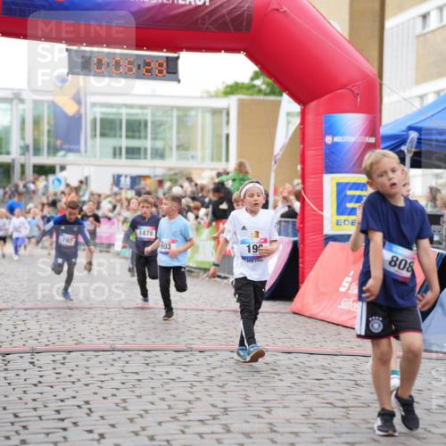 12.06.2026 - Holstenköstenlauf LAZAROV Photography http://msf.ph/oto/9741656 12.06.2026 16:06:30 Laufen 10, 08, 28, 1478, 192, 603, 19, 5, 1131, 808, 147, 190, 192, 202, 204, 455, 571, 1003, 1231, 1257, 1337, 1385, 1405 meine-sportfotos.de