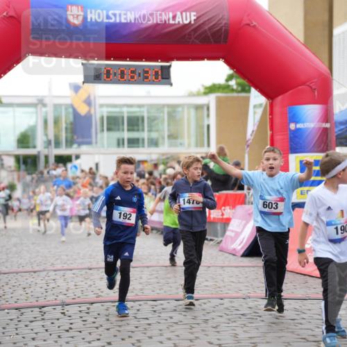 12.06.2026 - Holstenköstenlauf LAZAROV Photography http://msf.ph/oto/9741661 12.06.2026 16:06:32 Laufen 1470, 603, 192, 190, 113, 202, 147, 192, 193, 202, 204, 455, 571, 1003, 1231, 1257, 1337, 1385, 1405, 1527 meine-sportfotos.de