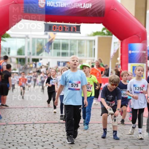 12.06.2026 - Holstenköstenlauf LAZAROV Photography http://msf.ph/oto/9741734 12.06.2026 16:07:19 Laufen 0, 07, 11, 942, 575, 121, 97, 1009, 1387, 1252, 3, 154, 159, 319, 563, 564, 809, 942, 1009, 1015, 1016, 1021, 1225, 1342, 1351, 1352, 1354, 1389, 1412, 1466 meine-sportfotos.de