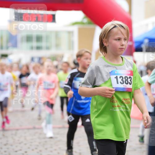 12.06.2026 - Holstenköstenlauf LAZAROV Photography http://msf.ph/oto/9741765 12.06.2026 16:07:41 Laufen 36, 1383, 153, 195, 345, 390, 414, 441, 444, 546, 547, 814, 815, 821, 1128, 1221, 1241, 1248, 1334, 1335, 1336, 1355, 1356, 1392, 1393, 1407, 1408, 1411 meine-sportfotos.de