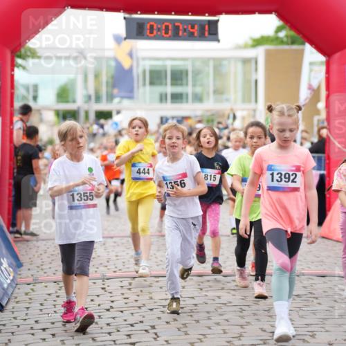 12.06.2026 - Holstenköstenlauf LAZAROV Photography http://msf.ph/oto/9741768 12.06.2026 16:07:43 Laufen 10, 07, 4, 444, 1356, 815, 1392, 927, 1355, 153, 195, 345, 414, 441, 444, 546, 547, 553, 814, 815, 821, 1128, 1221, 1241, 1248, 1334, 1335, 1336, 1356, 1407, 1408, 1411 meine-sportfotos.de