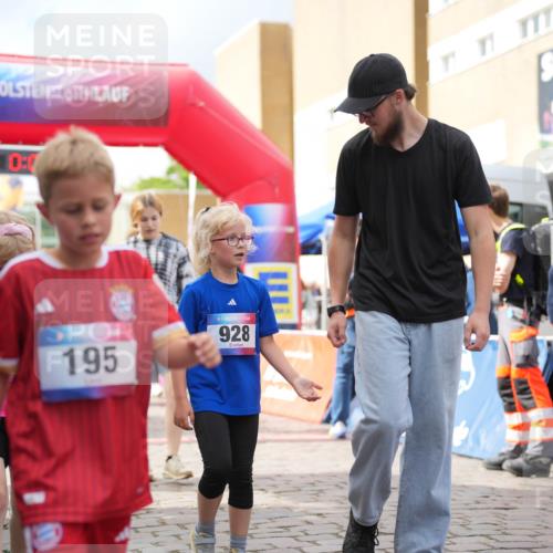 12.06.2026 - Holstenköstenlauf LAZAROV Photography http://msf.ph/oto/9741813 12.06.2026 16:08:13 Laufen 2014, 0, 0, 195, 928, 11, 60, 140, 338, 342, 391, 395, 568, 668, 674, 1132, 1238, 1240, 1249, 1255, 1338, 1341, 1350, 1561 meine-sportfotos.de